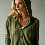 https://cdn.shopify.com/s/files/1/1037/6196/9489/files/015ea7ae-79a4-487f-afe0-346ceb328789.jpg?v=1788109475
