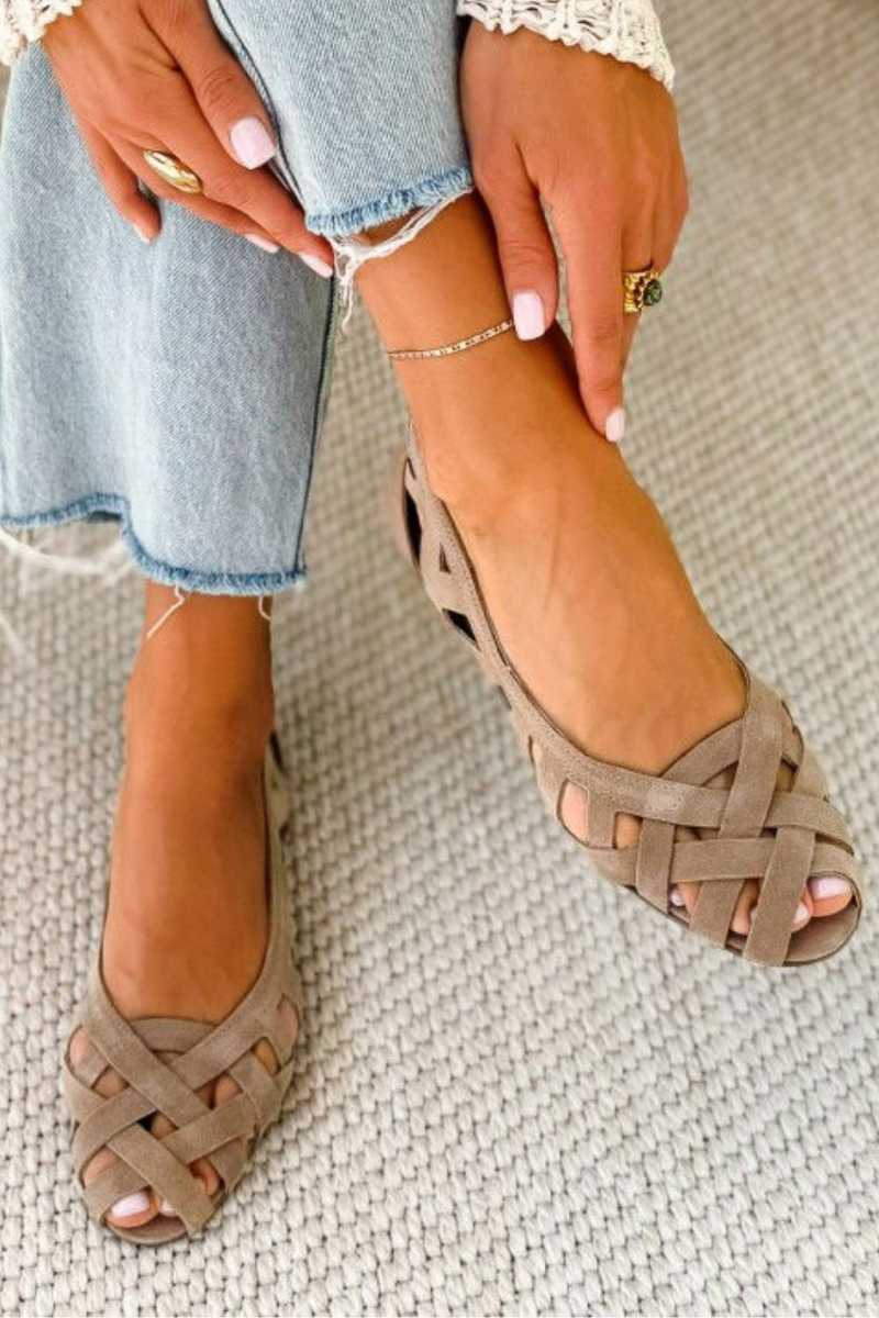 https://cdn.shopify.com/s/files/1/1037/6196/9489/files/12_result_531a5582-f5eb-4ec4-b58d-74894d897841.jpg?v=1783459051