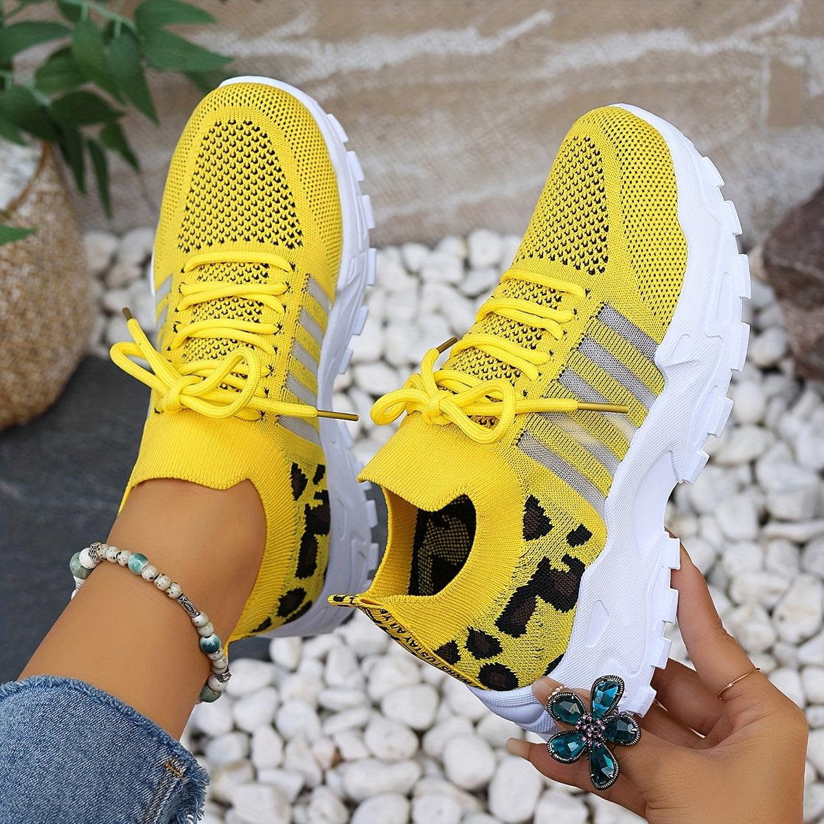 https://cdn.shopify.com/s/files/1/1057/5383/7908/files/2566bfef-33a9-4329-a2c3-80d239c525df.jpg?v=1785187877