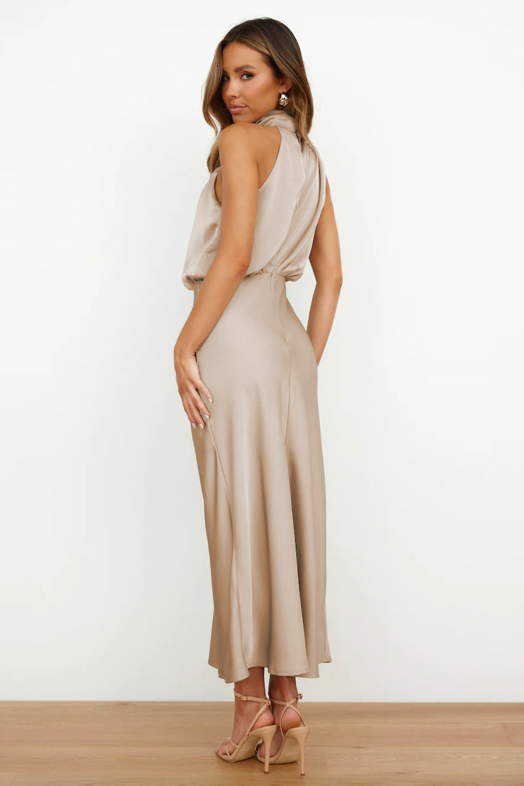 https://cdn.shopify.com/s/files/1/1037/6196/9489/files/48_2_c2cc2cea-8ef7-458b-870b-c88d8492f2eb.jpg?v=1783845587