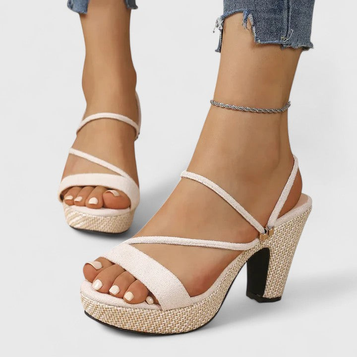 https://cdn.shopify.com/s/files/1/1057/5383/7908/files/6_720x_5bdc0cfd-fd67-45fa-8460-9fd48353968e.jpg?v=1785187739