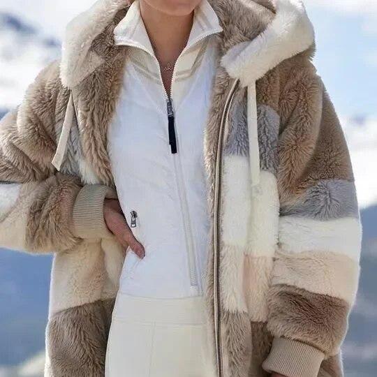 https://cdn.shopify.com/s/files/1/1057/5383/7908/files/7q8mNuovo-In-autunno-inverno-caldo-peluche-tasca-con-cerniera-giacca-allentata-con-cappuccio-donna-felpa-con_7e0c9653-ef69-404e-a237-061481b2ced7.jpg?v=1785187496