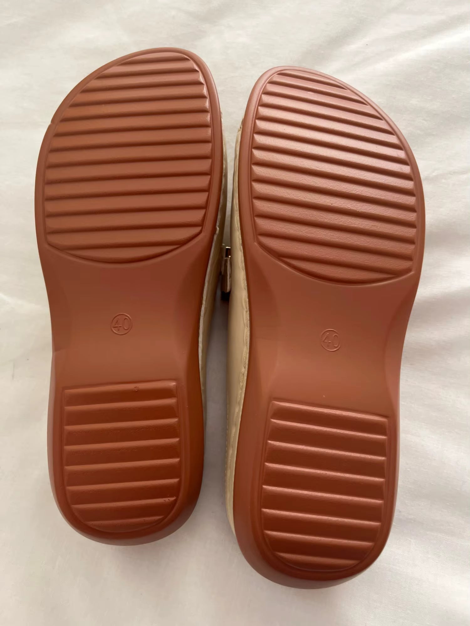 https://cdn.shopify.com/s/files/1/1057/5383/7908/files/A0e2388bac21e4e51918ce5948d9689b26_jpg_e5659543-7350-49c2-aebc-18ded3dfb5f9.jpg?v=1785187745