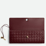 https://cdn.shopify.com/s/files/1/1037/6196/9489/files/Bottega2.jpg?v=1781341892