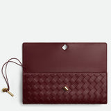 https://cdn.shopify.com/s/files/1/1037/6196/9489/files/Bottega2.jpg?v=1781341892