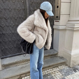 https://cdn.shopify.com/s/files/1/1037/6196/9489/files/Bruna_beige_3.png?v=1788020592