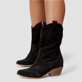 https://cdn.shopify.com/s/files/1/1037/6196/9489/files/C4534-Claury-black.jpg?v=1788379610