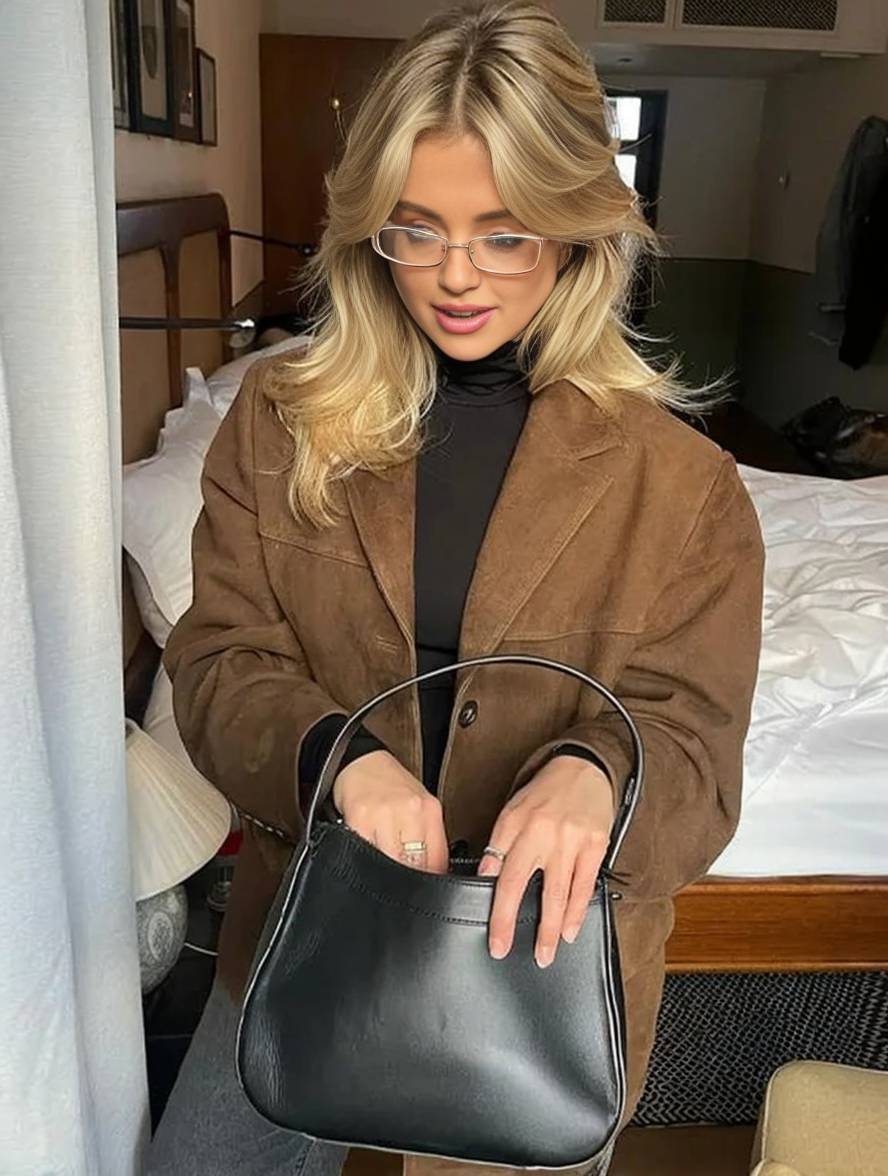 https://cdn.shopify.com/s/files/1/1037/6196/9489/files/COwoouterwear01240037-2.jpg?v=1787578593