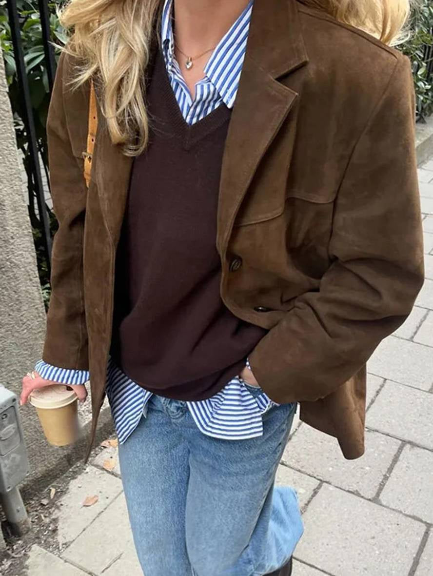 https://cdn.shopify.com/s/files/1/1037/6196/9489/files/COwoouterwear01240037-6.jpg?v=1787578593