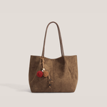 https://cdn.shopify.com/s/files/1/1037/6196/9489/files/Celorn_59.png?v=1788011848