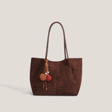 https://cdn.shopify.com/s/files/1/1037/6196/9489/files/Celorn_63.png?v=1788011848