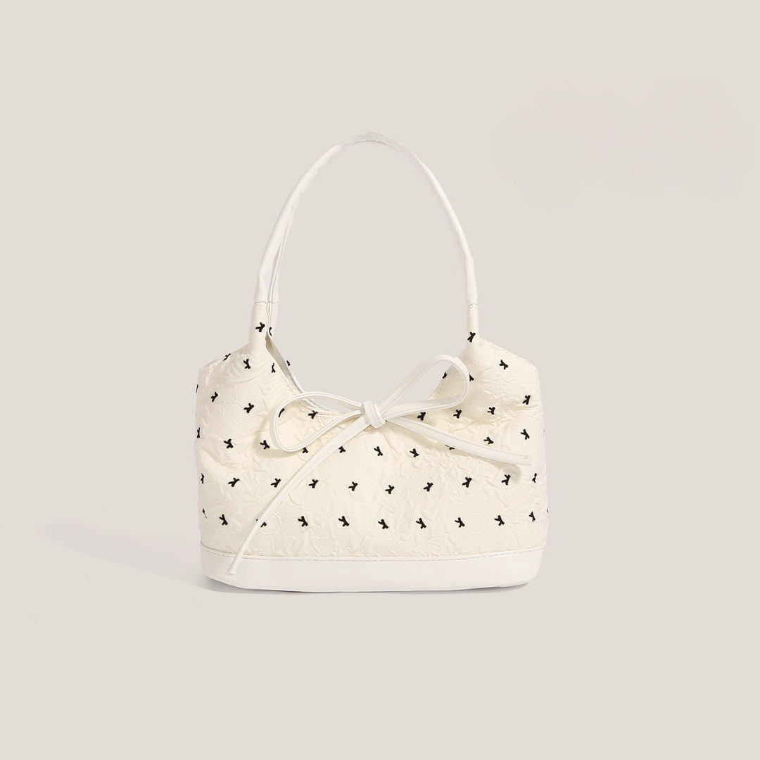 https://cdn.shopify.com/s/files/1/1037/6196/9489/files/Celorn_71.png?v=1788011855