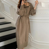https://cdn.shopify.com/s/files/1/1057/5383/7908/files/Cyrene-Jurk-Lange-Gebreide-Coljurk-Voor-De-Winter-5.png?v=1785188025