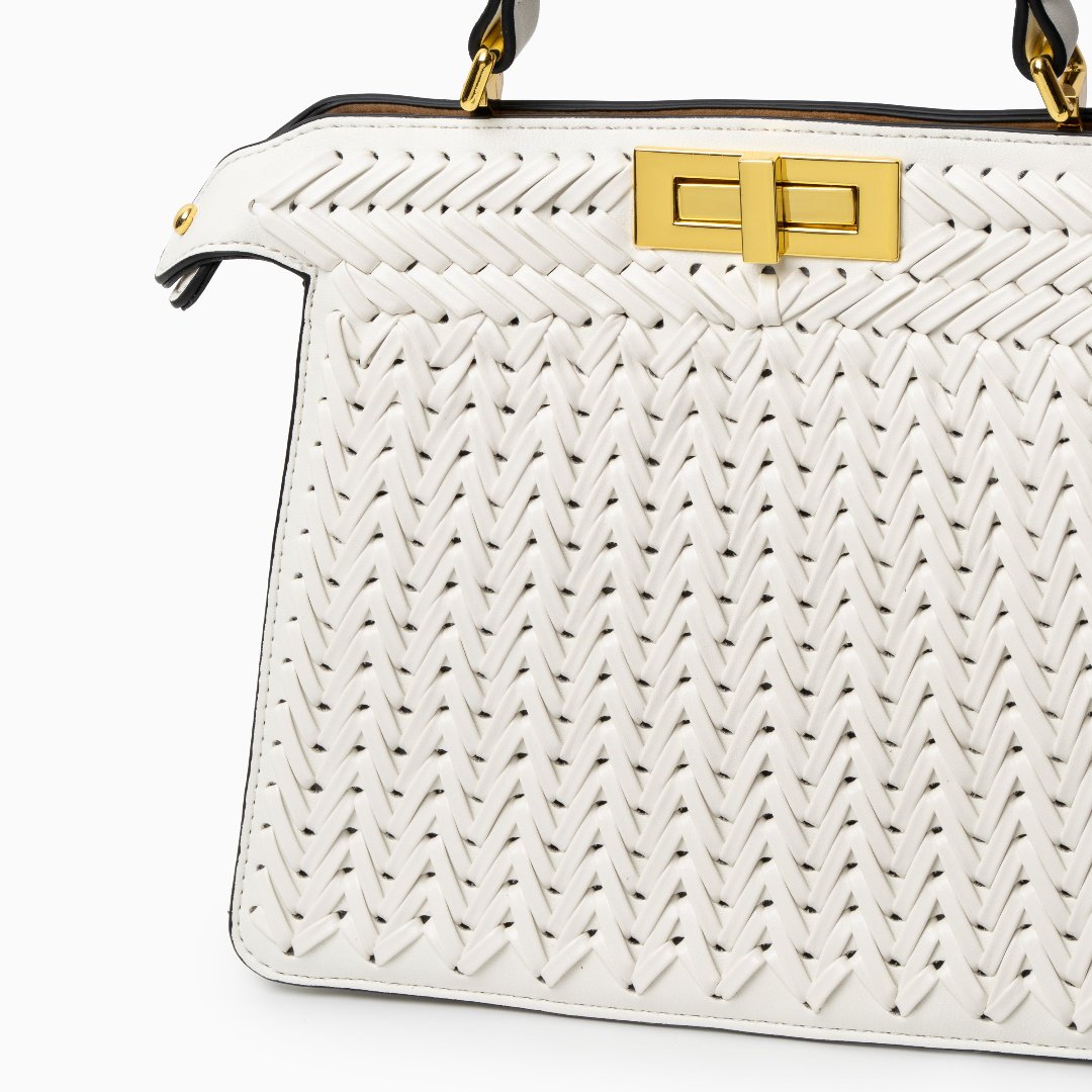 https://cdn.shopify.com/s/files/1/1037/6196/9489/files/DCR02095_5d9b96ca-6d2c-4dca-be86-4bdc7dd3c76b.jpg?v=1781341886
