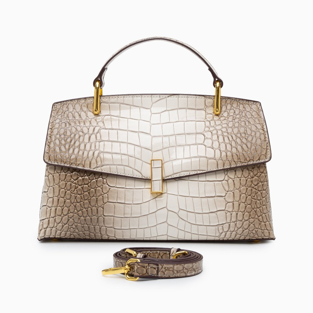 https://cdn.shopify.com/s/files/1/1037/6196/9489/files/DCR04689.jpg?v=1781341885