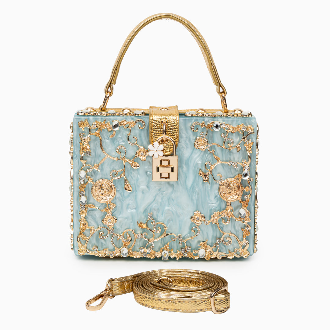 https://cdn.shopify.com/s/files/1/1037/6196/9489/files/DCR07634_6388d7b7-0f9c-423d-b8f7-697d3d740e67.jpg?v=1781341892