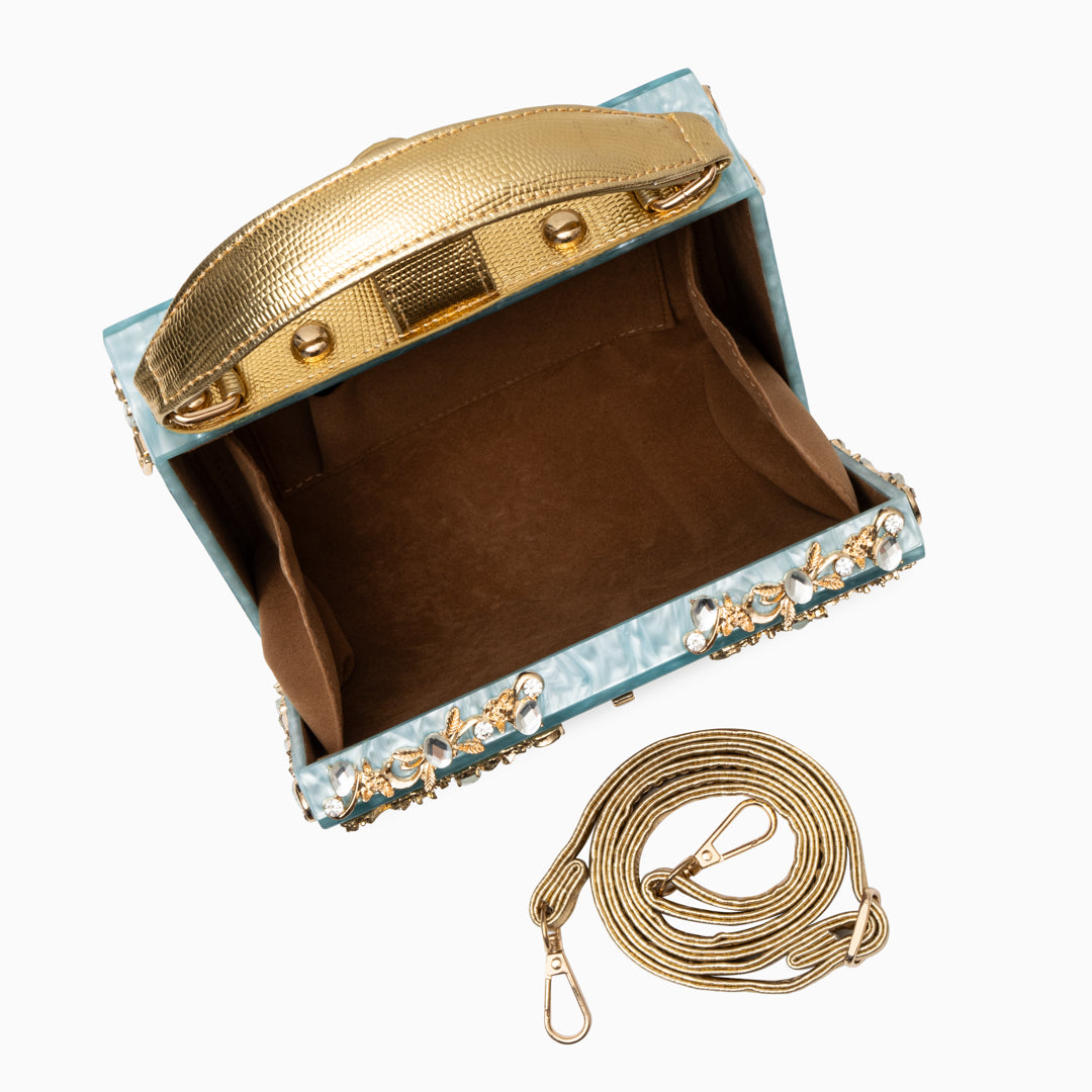 https://cdn.shopify.com/s/files/1/1037/6196/9489/files/DCR07653_08a59fec-66a8-446a-b05b-7869983bbed1.jpg?v=1781341892