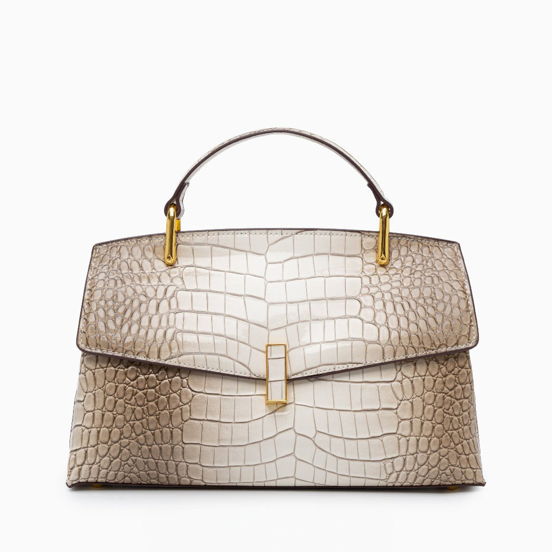 https://cdn.shopify.com/s/files/1/1037/6196/9489/files/Deanna-White.jpg?v=1781341885