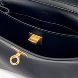https://cdn.shopify.com/s/files/1/1037/6196/9489/files/R04345934_BLACK_ALT04.webp?v=1781341889