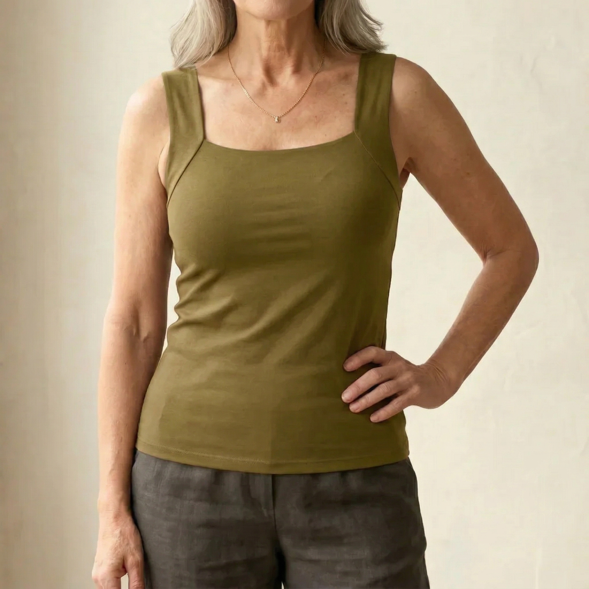 https://cdn.shopify.com/s/files/1/1037/6196/9489/files/Roxanne_green2_7909230a-4f7d-486a-a9a1-388a3fa24d04.png?v=1782320564