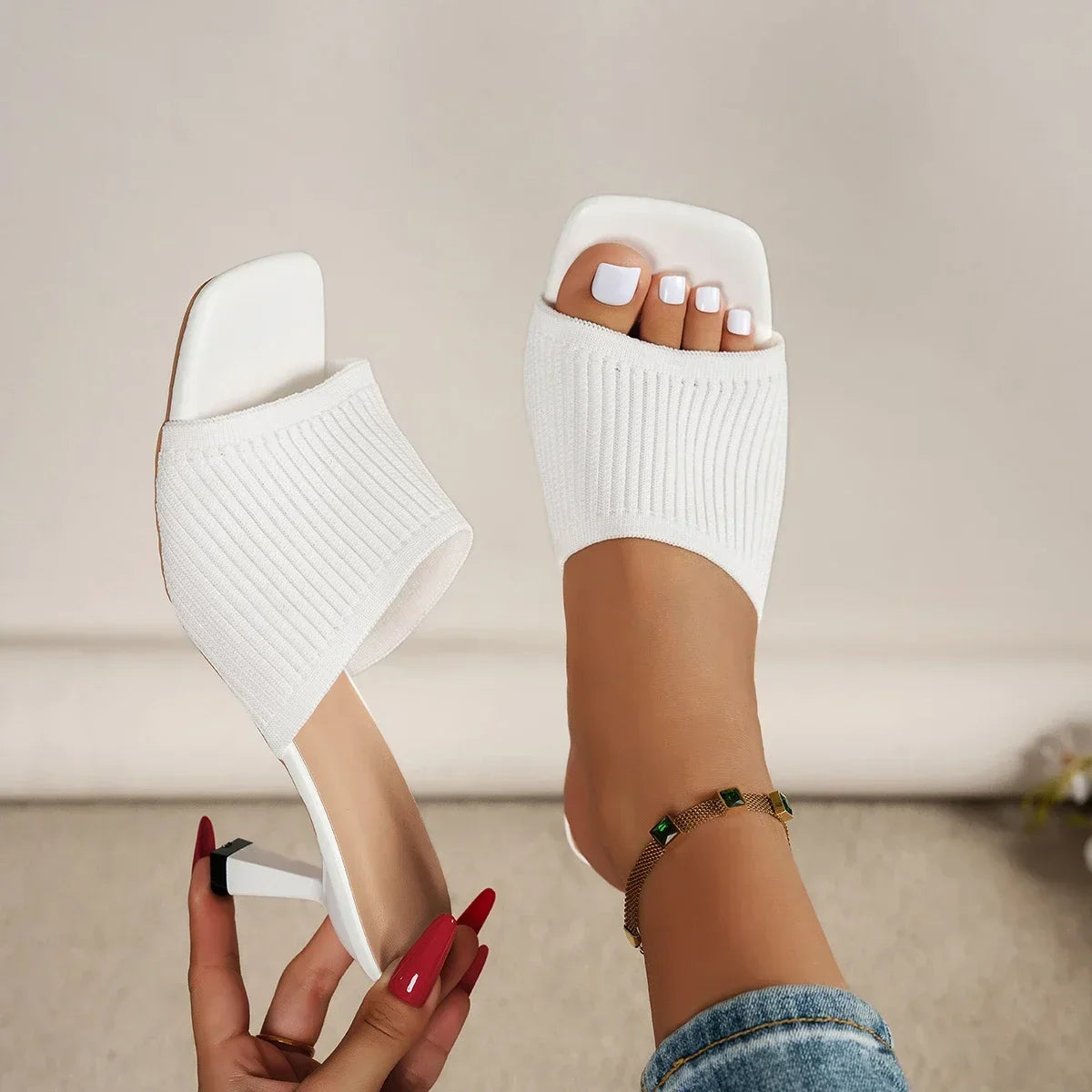 https://cdn.shopify.com/s/files/1/1037/6196/9489/files/S3af072a87b4045e883f8c029fafce216a.webp?v=1783459052
