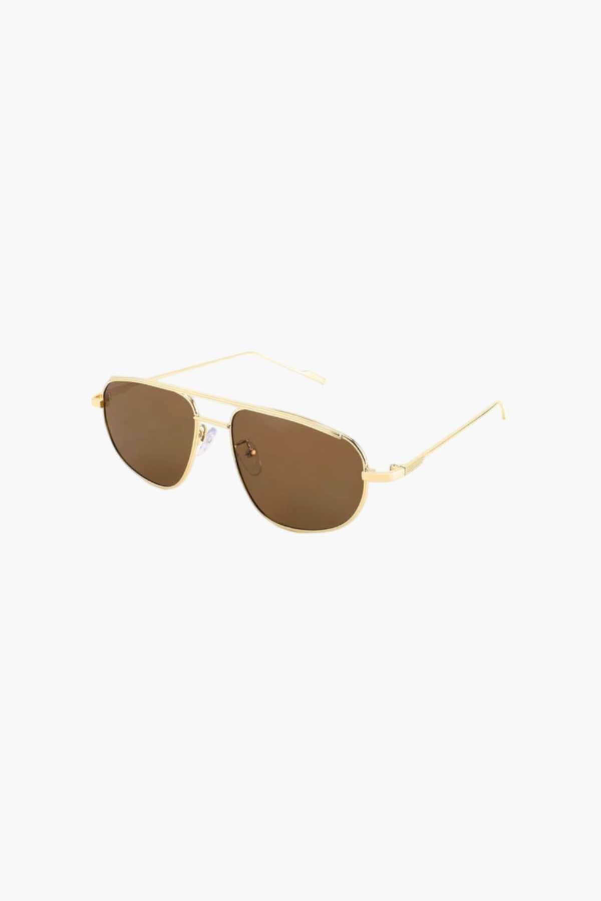 https://cdn.shopify.com/s/files/1/1057/5383/7908/files/SEAME-Louisa-11_639f93d6-412f-4144-b5fd-031aebbe2a4f.jpg?v=1785187416