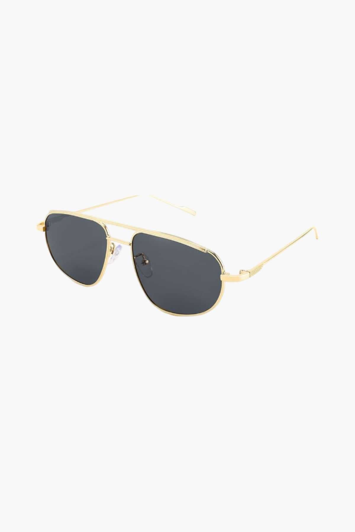 https://cdn.shopify.com/s/files/1/1057/5383/7908/files/SEAME-Louisa-13_1.jpg?v=1785187416