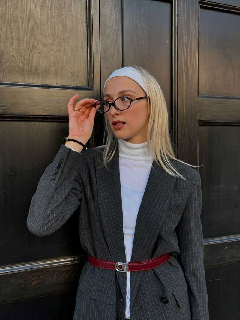 https://cdn.shopify.com/s/files/1/1057/5383/7908/files/SEAME-Odira-Eyeglasses-07.jpg?v=1785187412