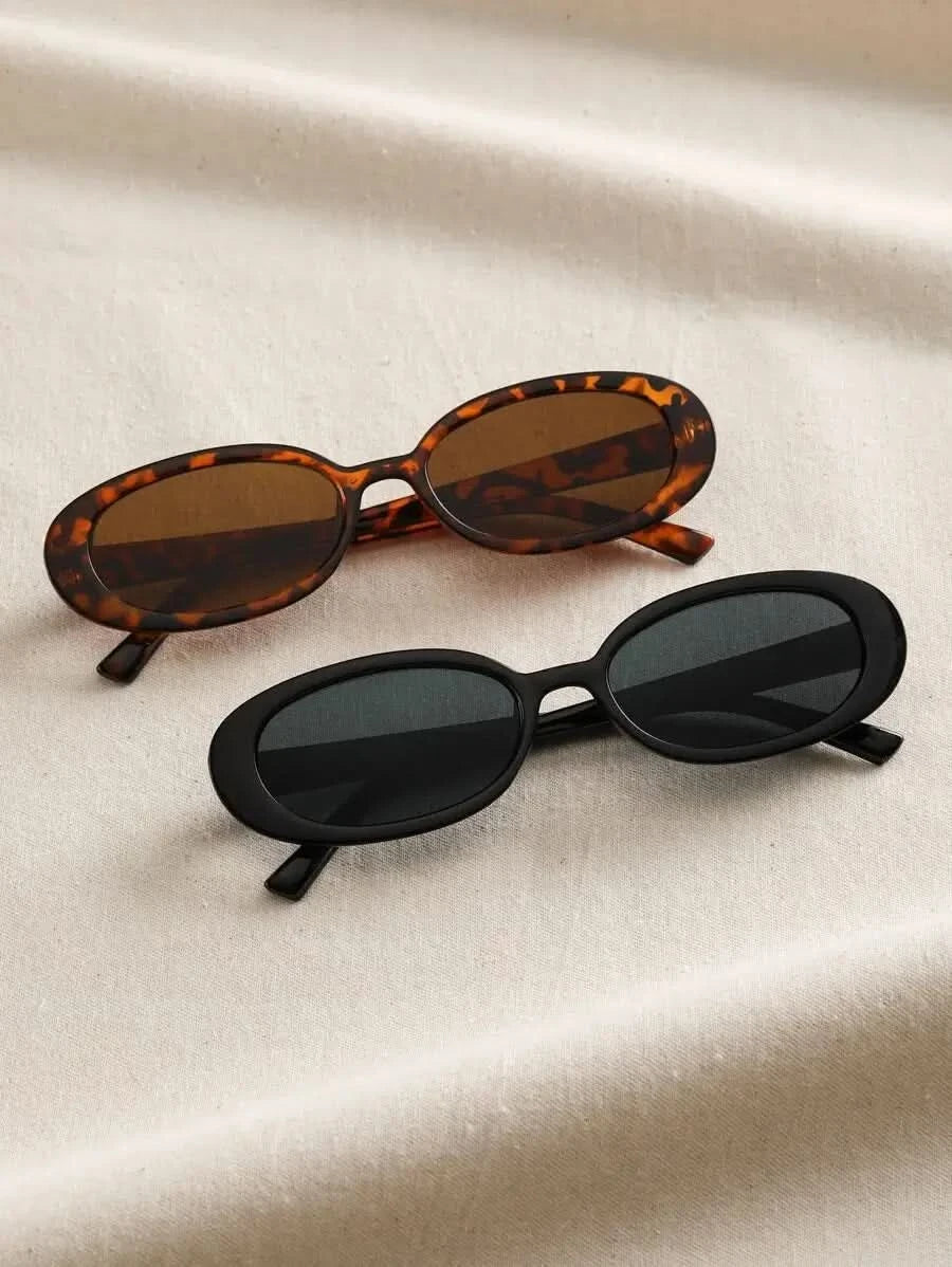 https://cdn.shopify.com/s/files/1/1057/5383/7908/files/SEAME-kendall-sunglasses-08_f6172524-fc34-4361-bf46-75ebf2a0c7a4.jpg?v=1785187417