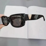 https://cdn.shopify.com/s/files/1/1057/5383/7908/files/SEAME-sunglasses-violet-06.webp?v=1785187400