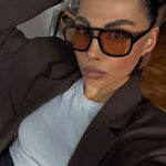 https://cdn.shopify.com/s/files/1/1057/5383/7908/files/SEAME-zahra-08_042a216c-a65f-4395-bf41-c26f79901271.jpg?v=1785187420