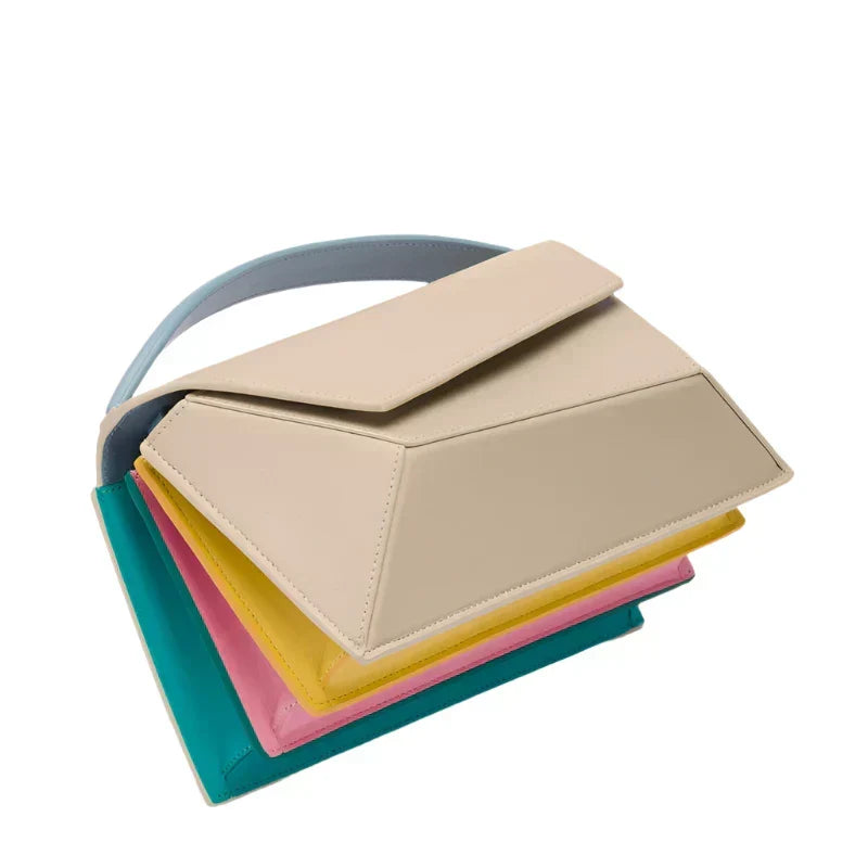 https://cdn.shopify.com/s/files/1/1037/6196/9489/files/Saadia4.webp?v=1781341891