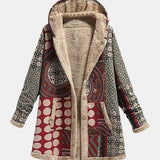 https://cdn.shopify.com/s/files/1/1057/5383/7908/files/Scarlet-Burgundowa-Geometria-Sherpa-Plaszcz_862f1605-0bc4-49cc-ad28-48cd1c41de0b.jpg?v=1789031660