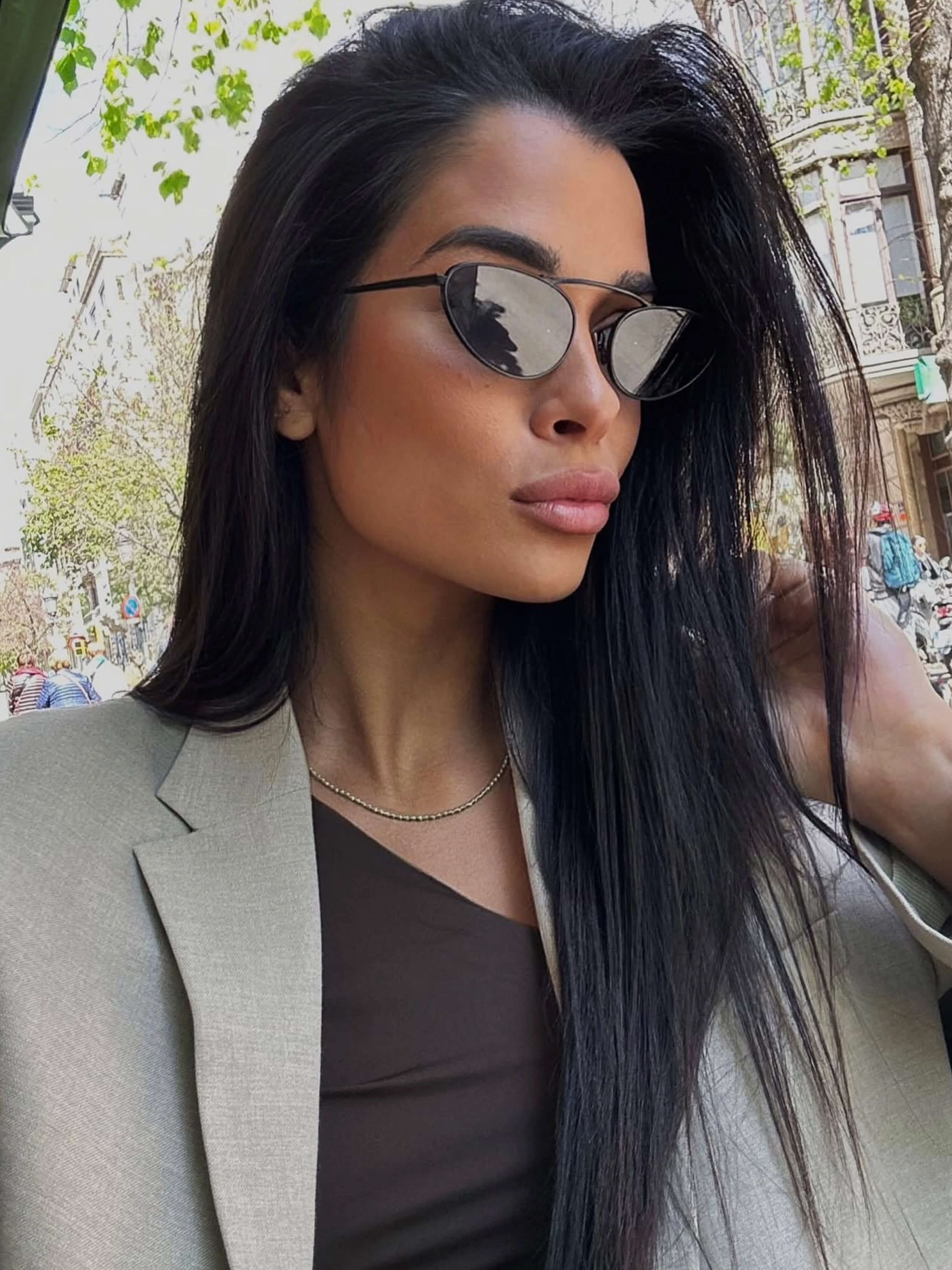 https://cdn.shopify.com/s/files/1/1057/5383/7908/files/Seame-Raede-Sunglasses-01.jpg?v=1785187414