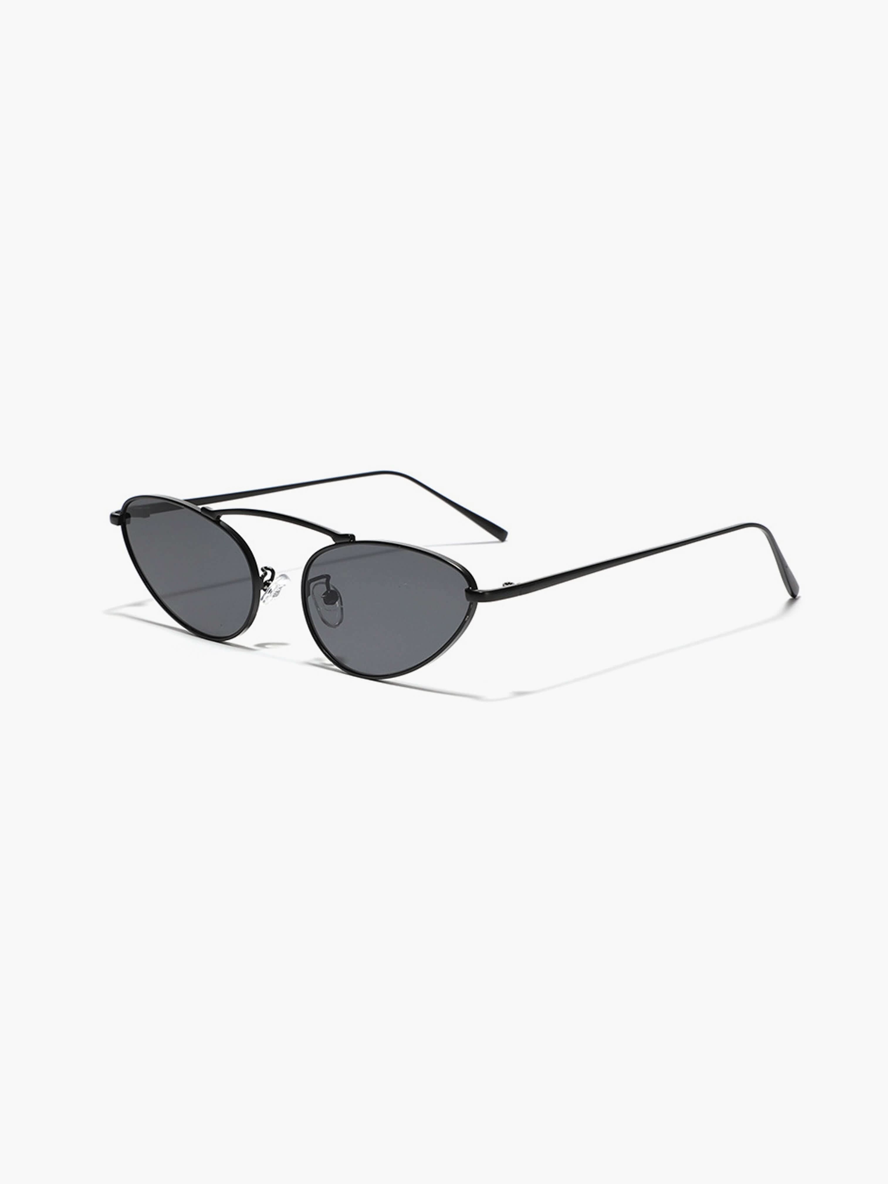https://cdn.shopify.com/s/files/1/1057/5383/7908/files/Seame-Raede-Sunglasses-05.jpg?v=1785187413