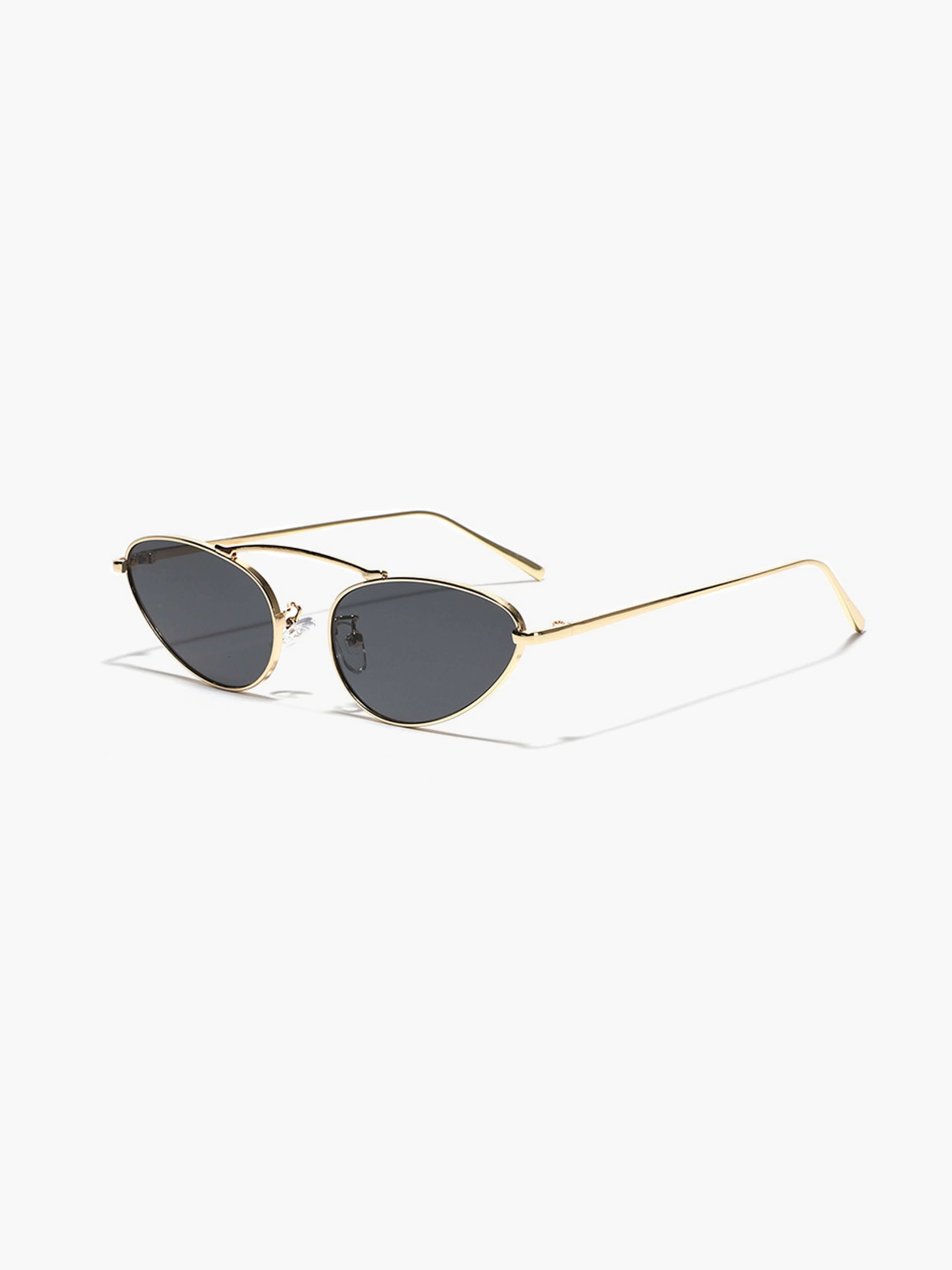 https://cdn.shopify.com/s/files/1/1057/5383/7908/files/Seame-Raede-Sunglasses-06.jpg?v=1785187413
