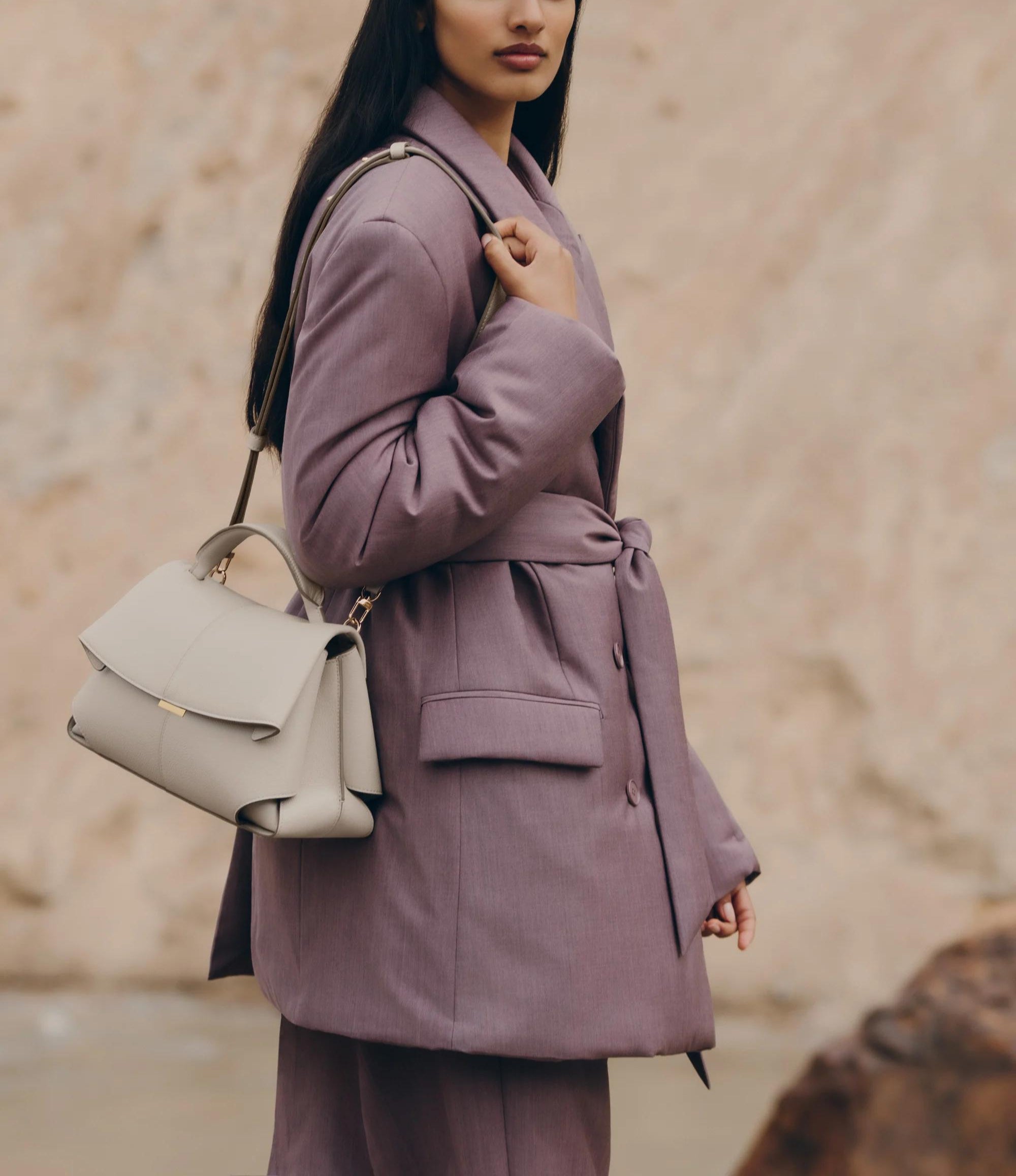 https://cdn.shopify.com/s/files/1/1037/6196/9489/files/WhatsAppImage2025-02-15at23.25.05_8d7d9ca8-4b56-4d2a-bf31-85803fd4f372.jpg?v=1781341886