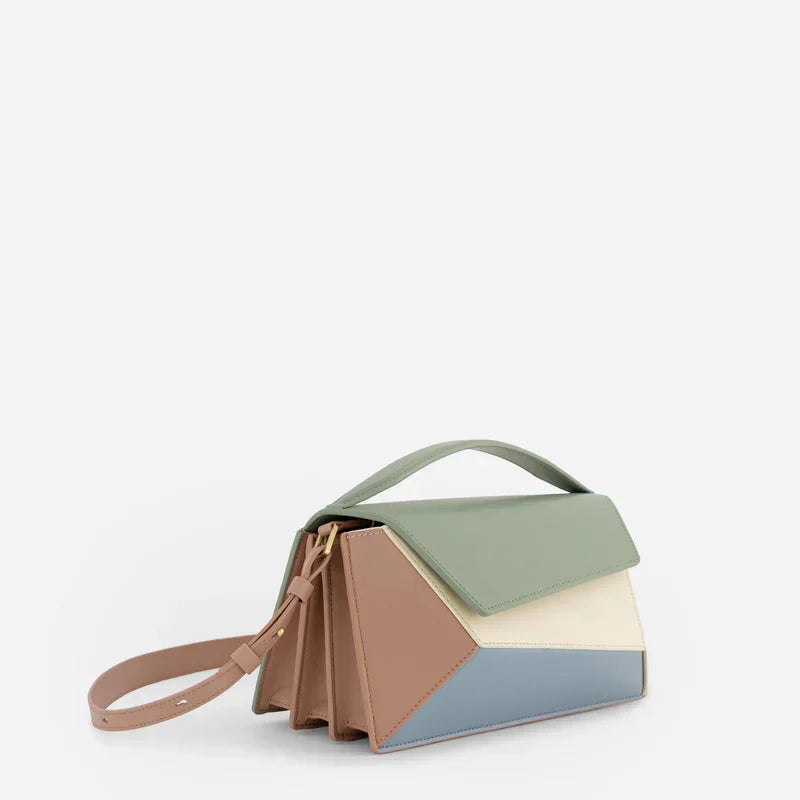 https://cdn.shopify.com/s/files/1/1037/6196/9489/files/Zak1.webp?v=1781341890