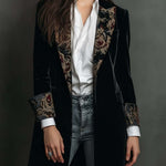 Blazer Slim Fit Nero con Stampa Barocca per Donne