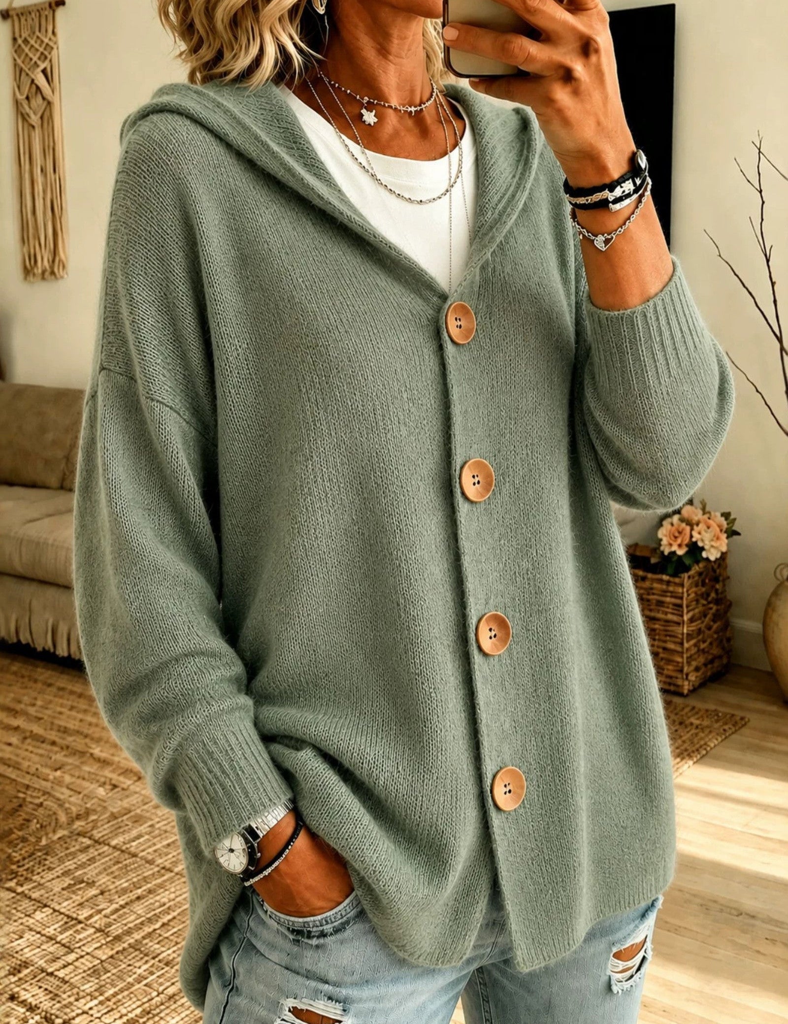 Cardigan a Maglia con Cappuccio e Bottoni