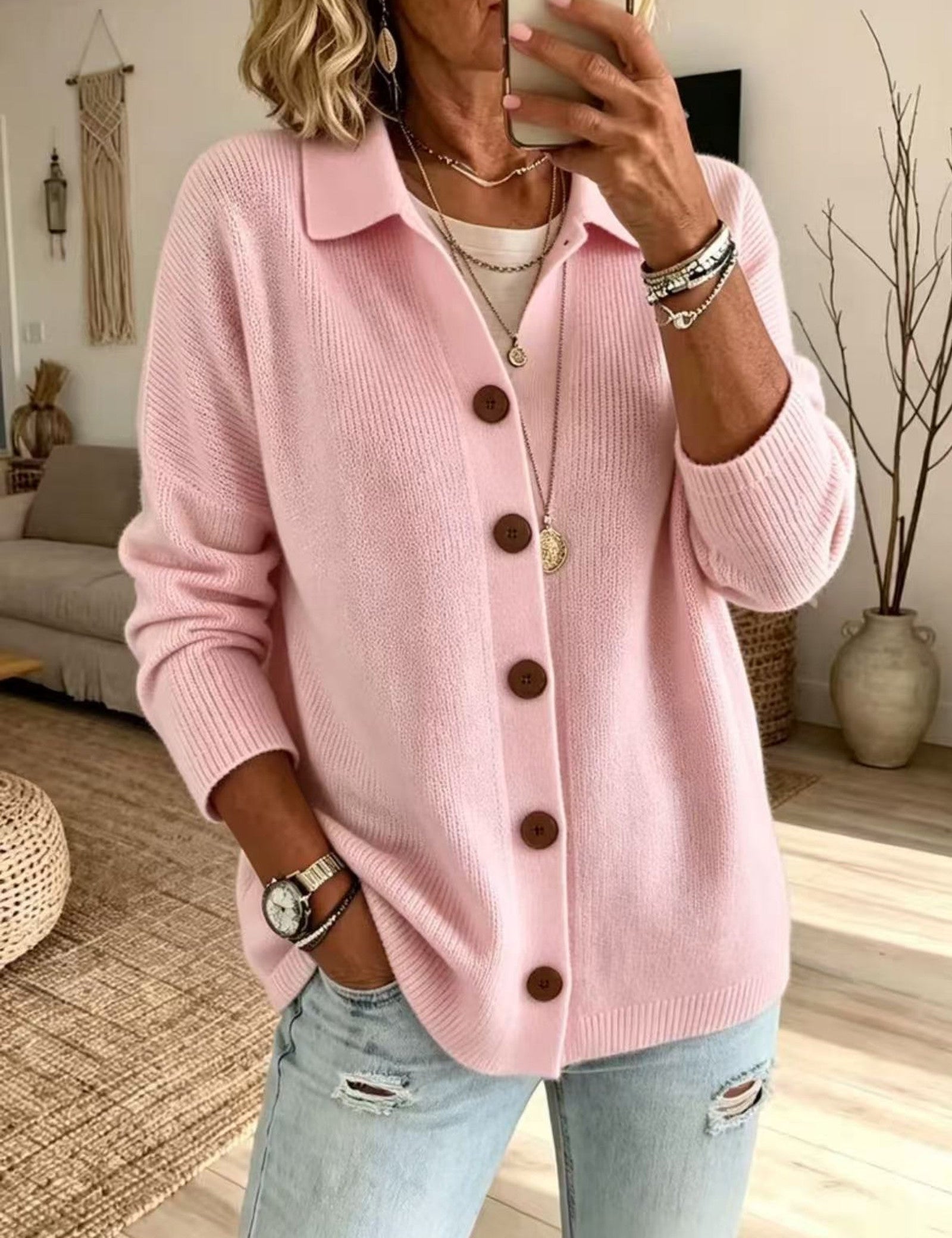 Cardigan a Maglia con Collo e Bottoni