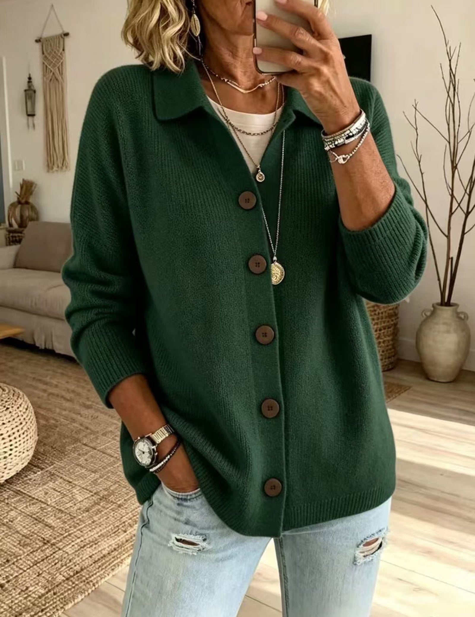 Cardigan a Maglia con Collo e Bottoni