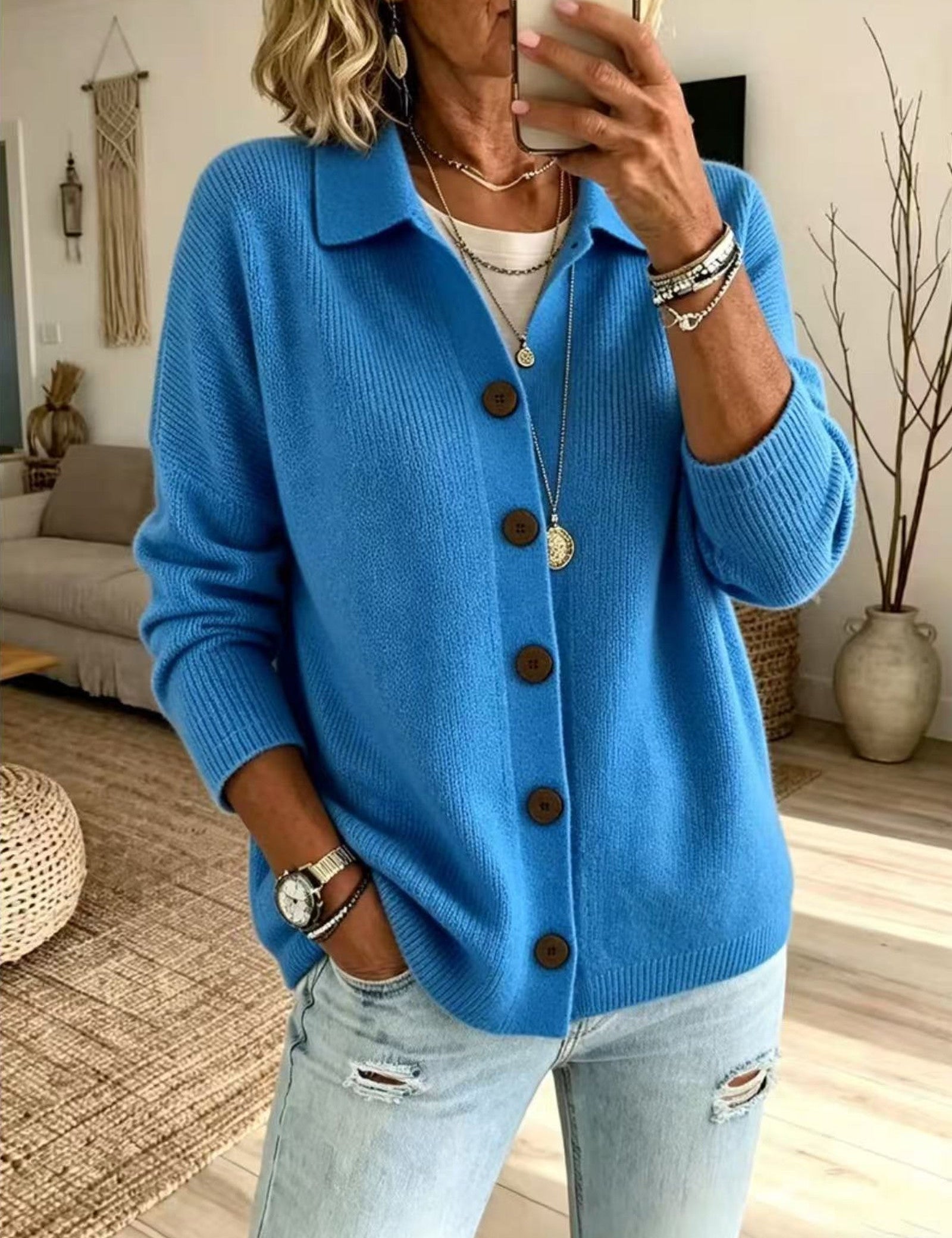 Cardigan a Maglia con Collo e Bottoni