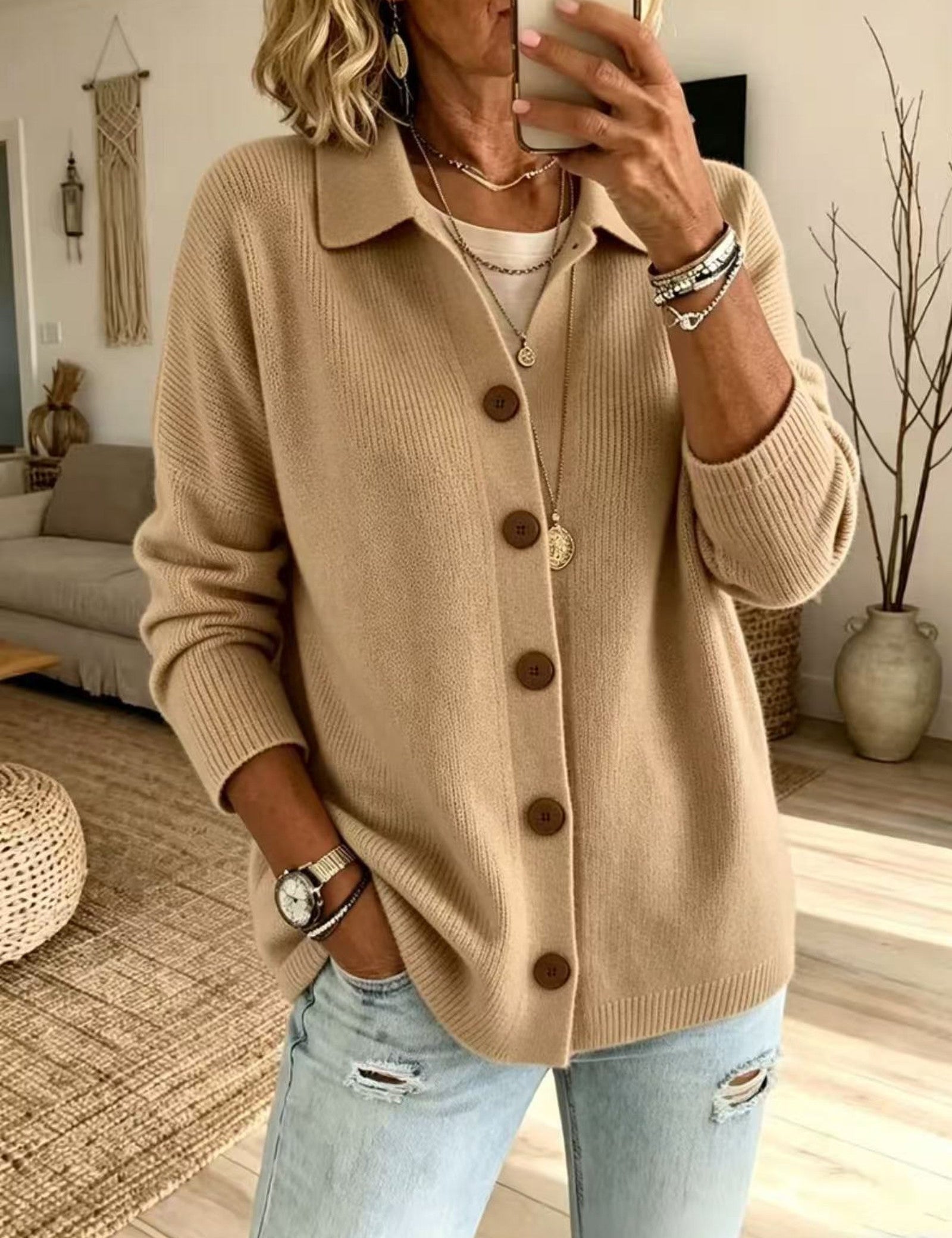 Cardigan a Maglia con Collo e Bottoni