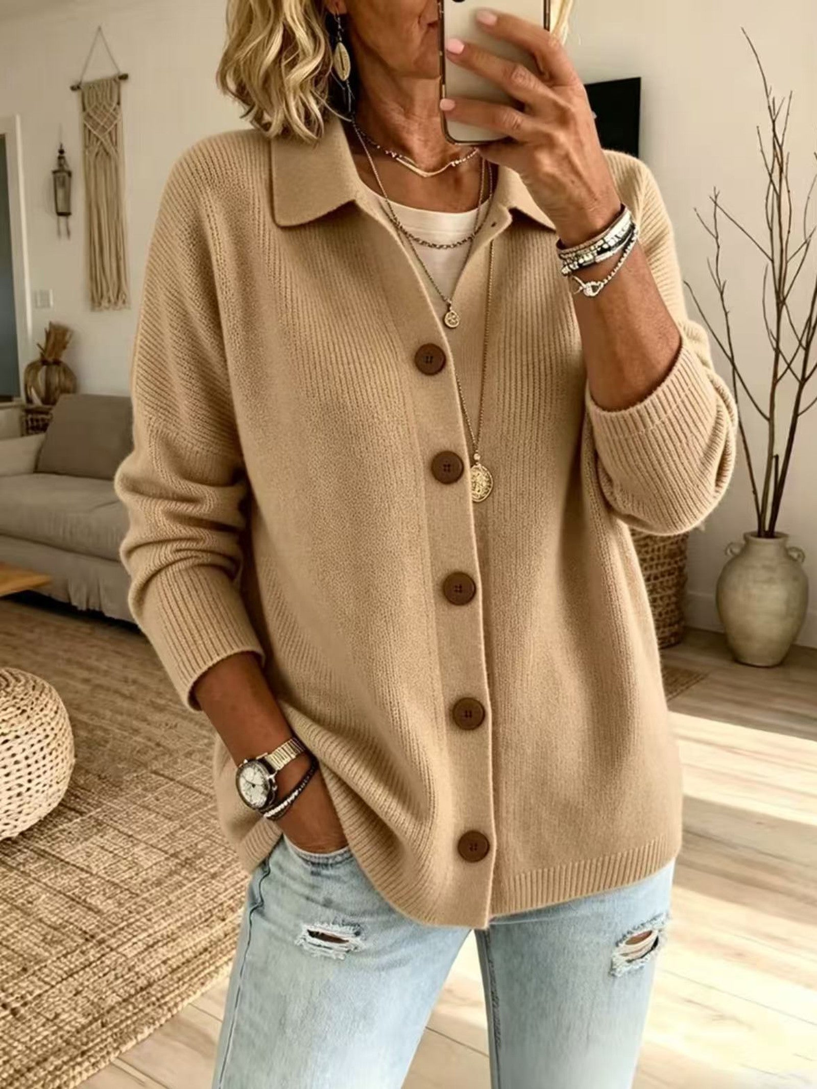 Cardigan a Maglia con Collo e Bottoni