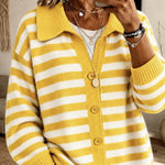 Cardigan a Maglia con Collo Striato e Bottoni