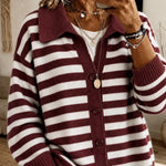 Cardigan a Maglia con Collo Striato e Bottoni