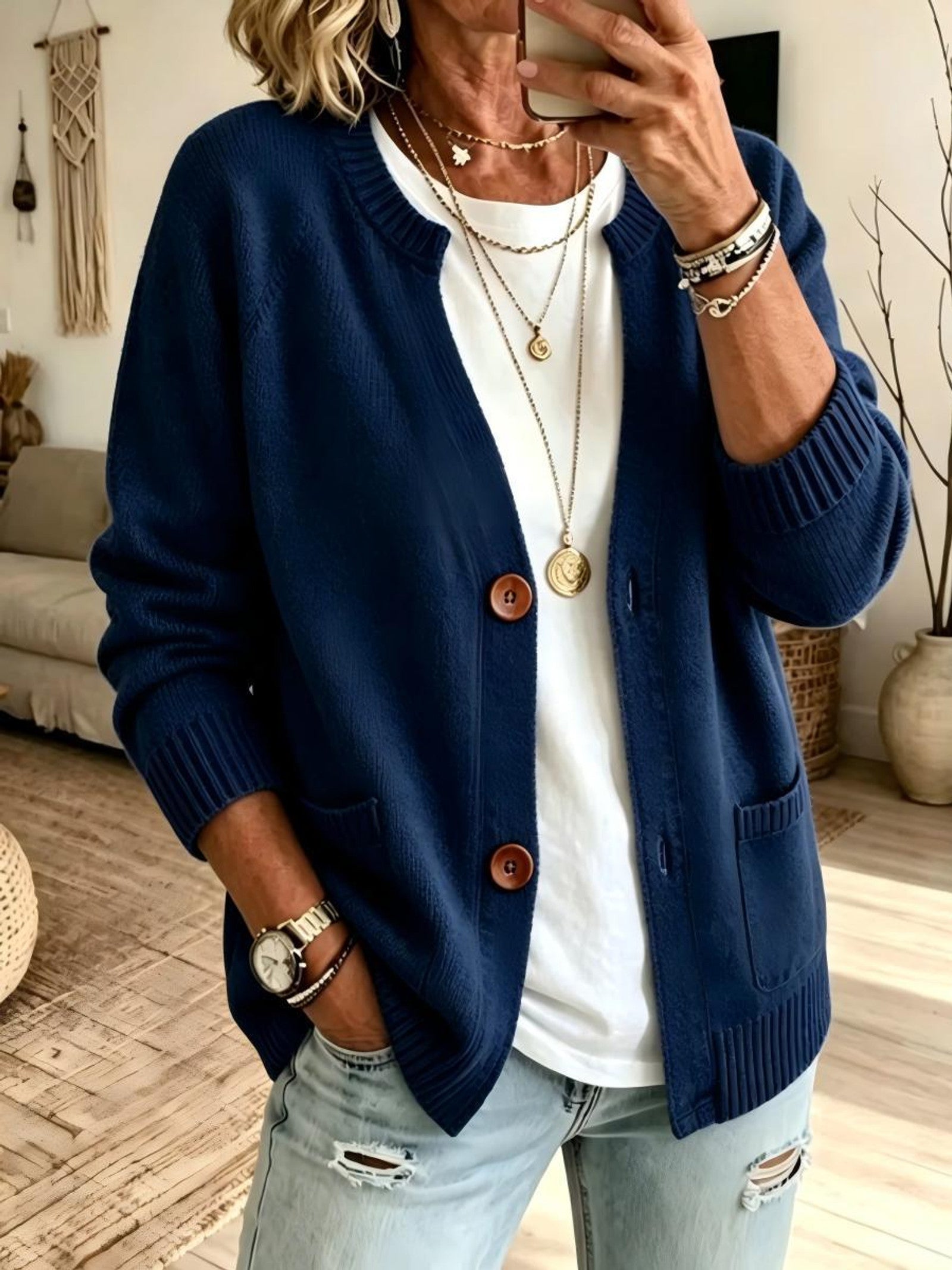 Cardigan a Maglia con Due Tasche e Bottoni