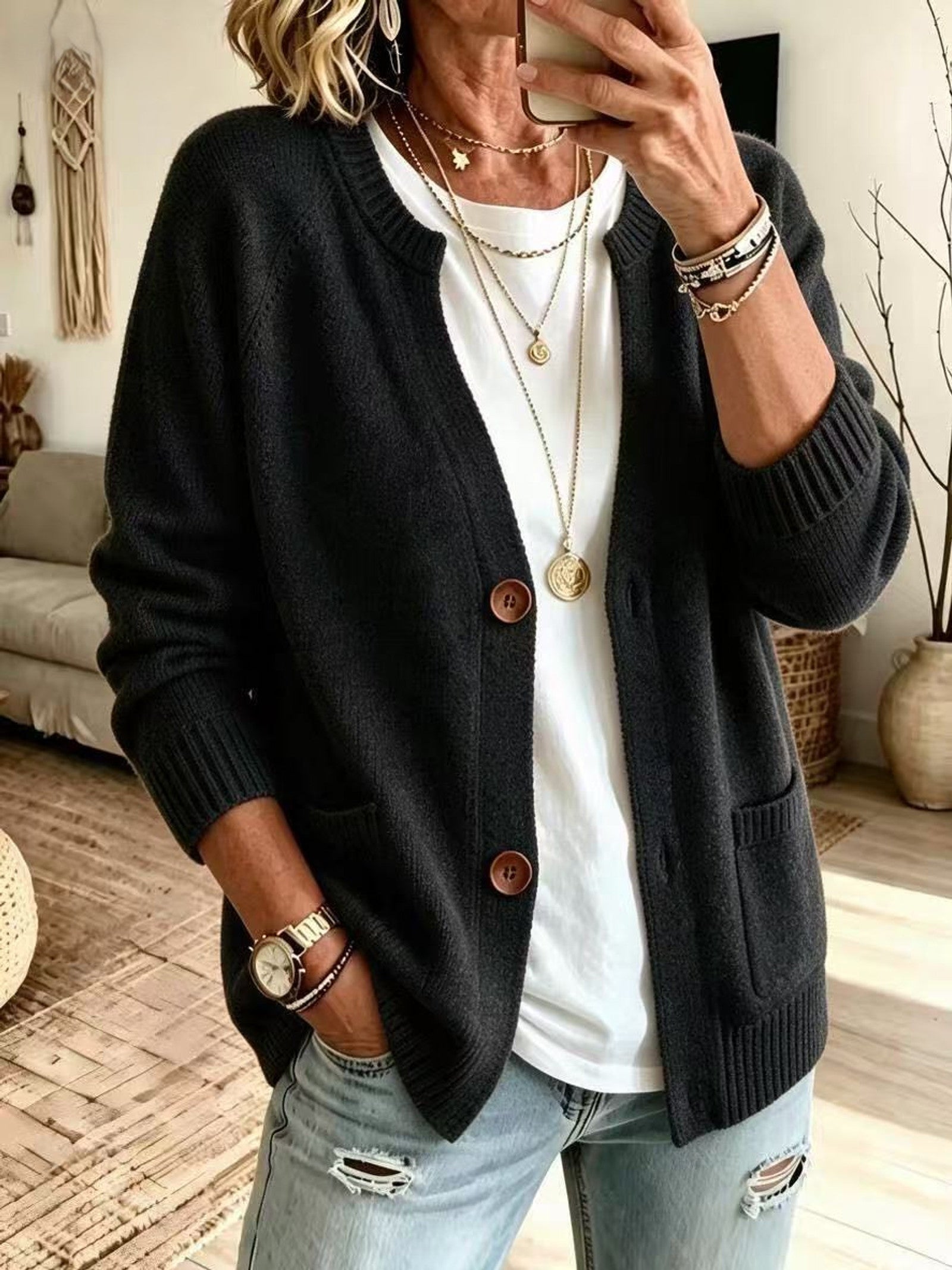 Cardigan a Maglia con Due Tasche e Bottoni