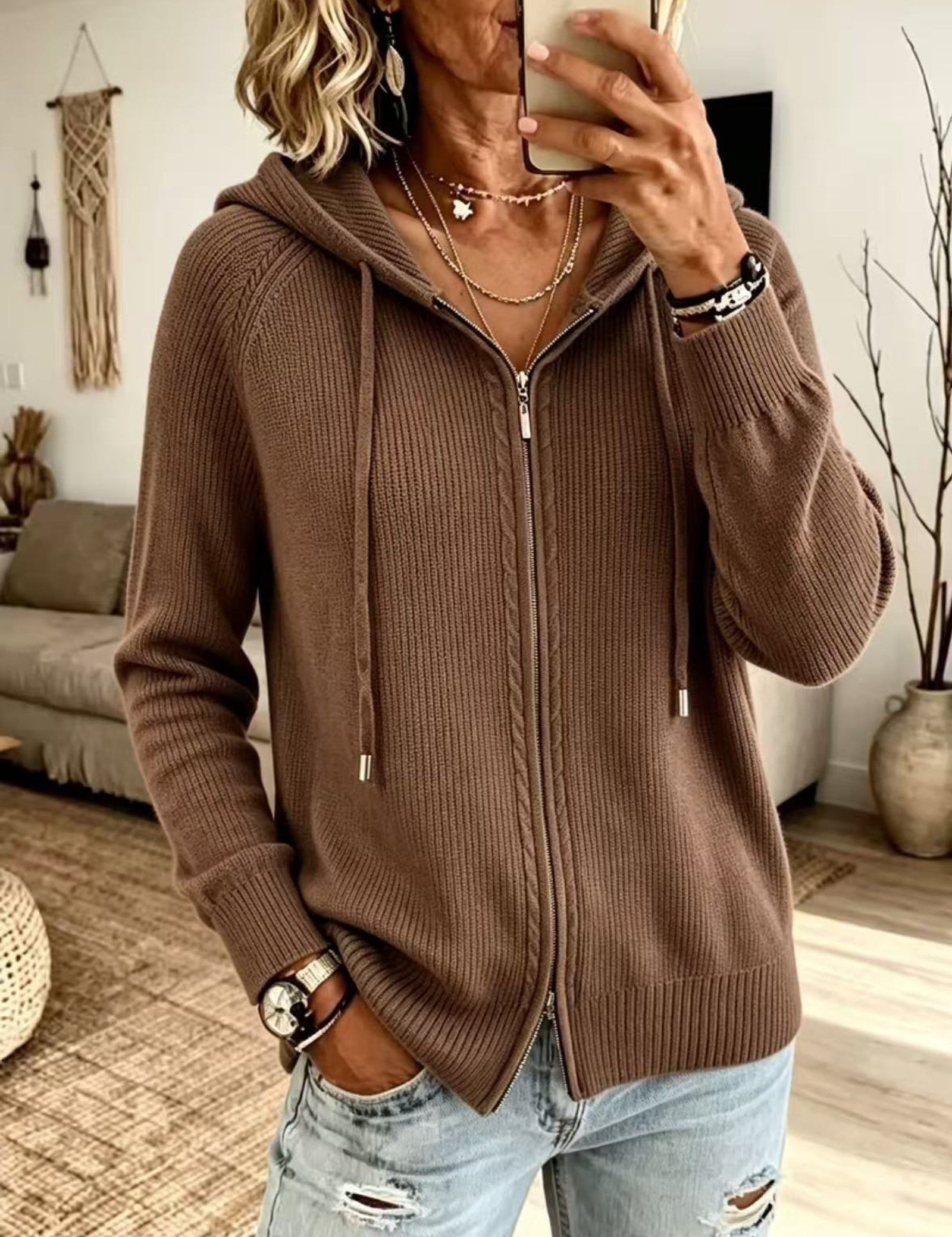 Cardigan con Cappuccio e Zip